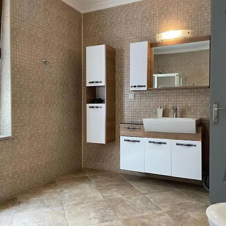 Villa Ela Goecek'te Oezel Havuzlu Luex